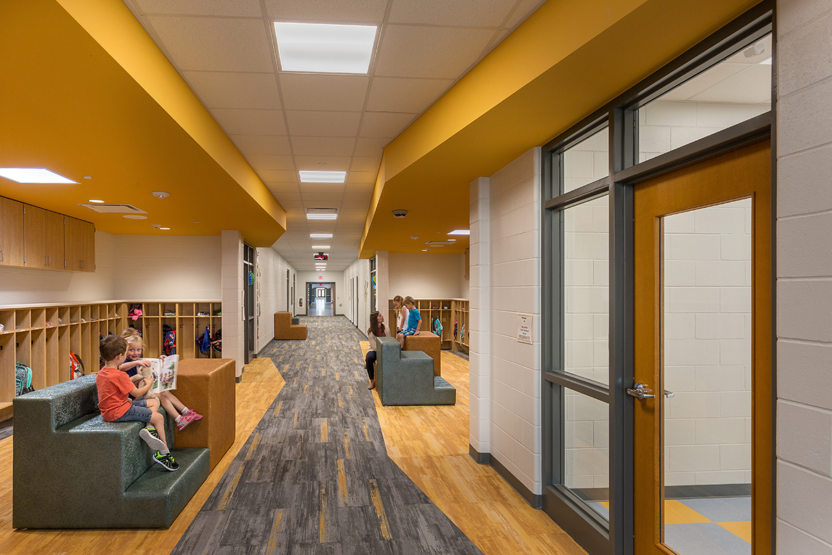 Little Prairie Primary School corridor with flexible learning spaces designed by Bray Architects