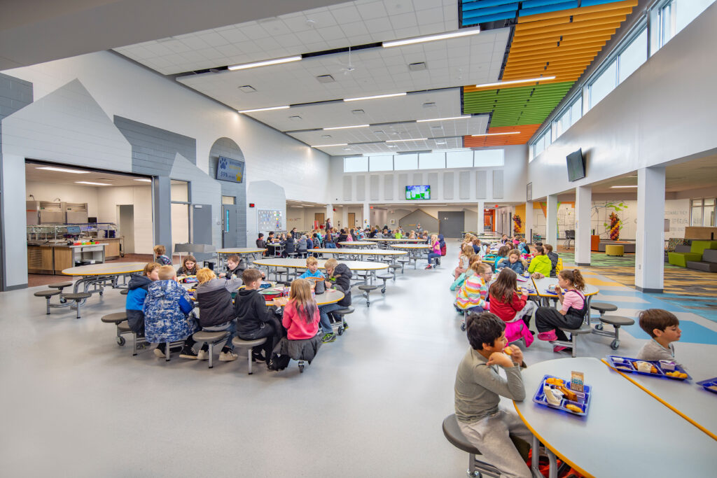 Garden Prairie Intermediate School cafeteria during lunch time
