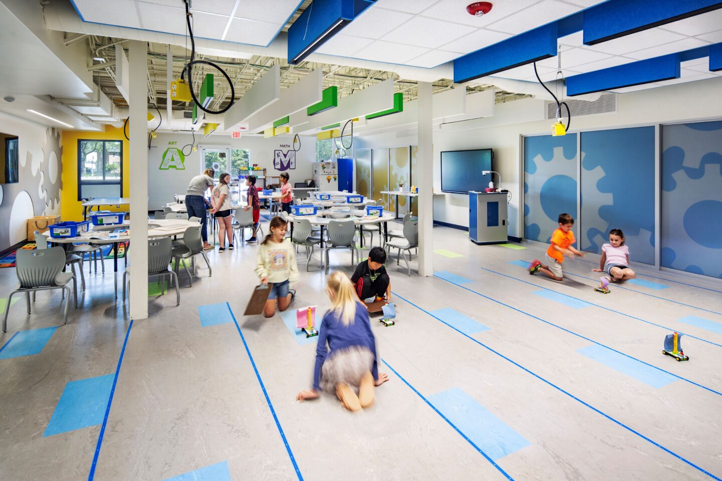 Elementary STEAM room with students building items